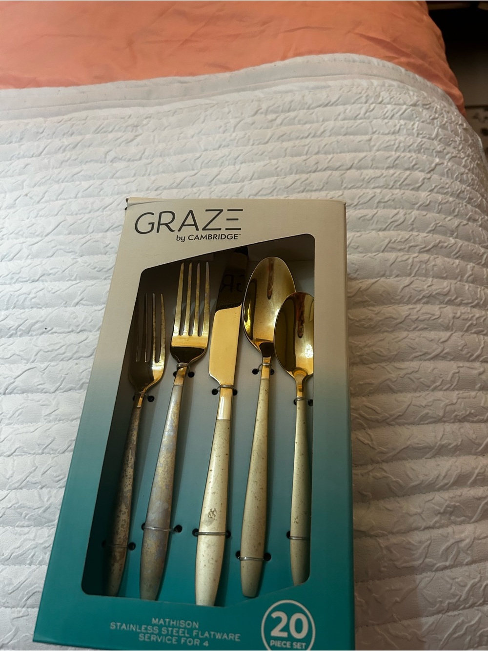 Gold tone 20 piece set